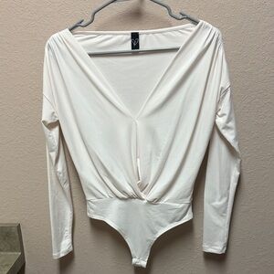 Windsor Cream V-Neck Bodysuit